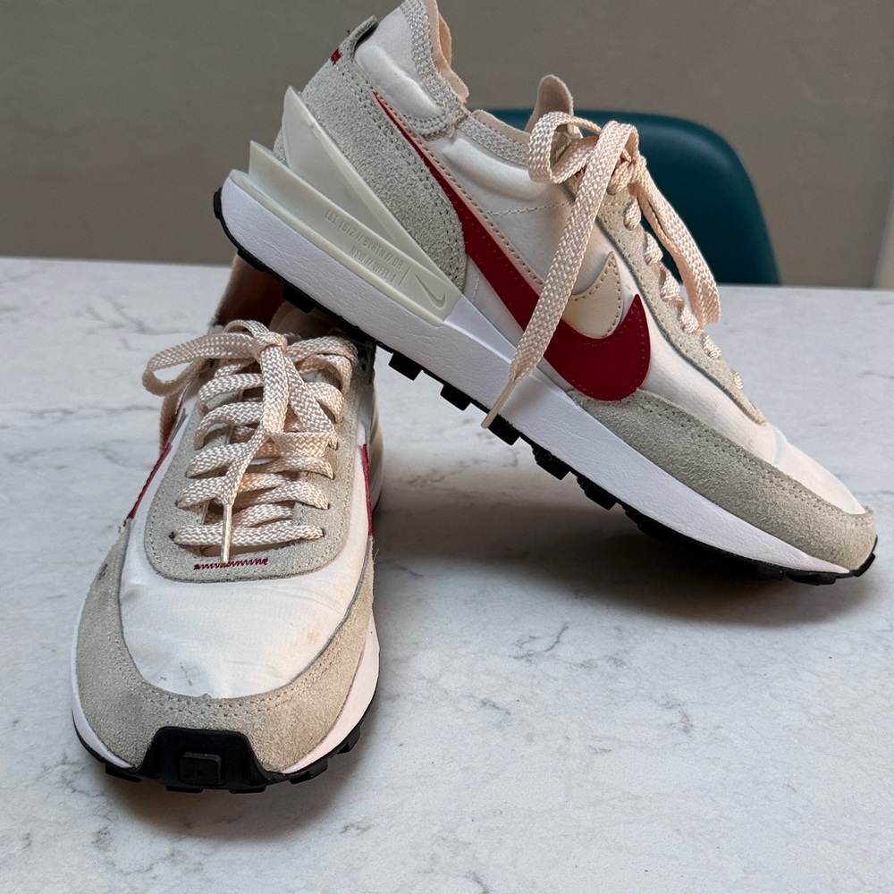 Nike Waffle 1 SE Sneakers